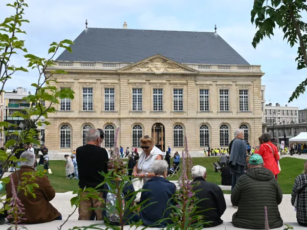 Jardin, place du Vieux marché